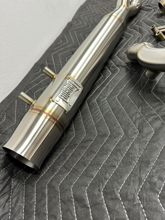Milwaukee 8 Full-Length Exhaust